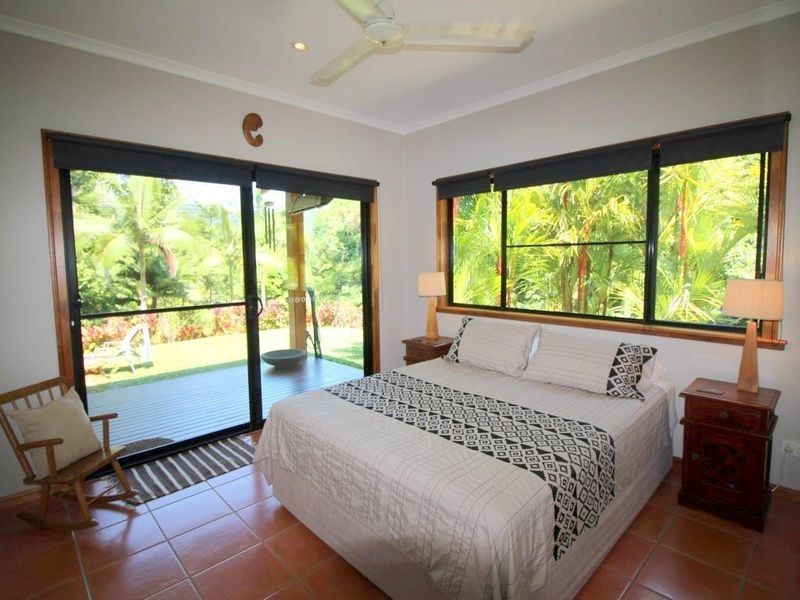 1/627 Bingil Bay Road, Bingil Bay QLD 4852