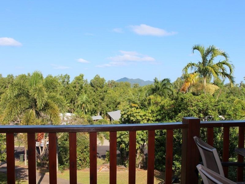 11 Dunkalli Crescent, Wongaling Beach QLD 4852