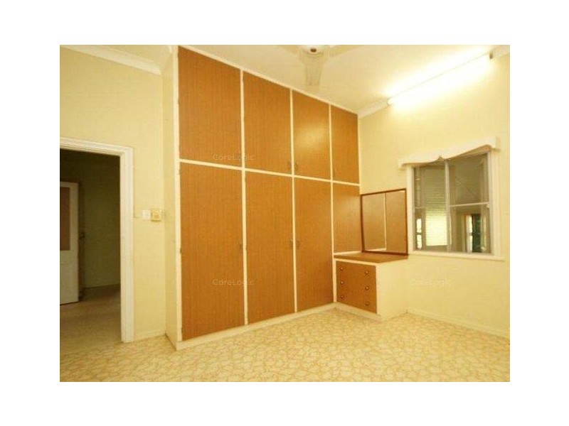 17 Henry Street, Tully QLD 4854