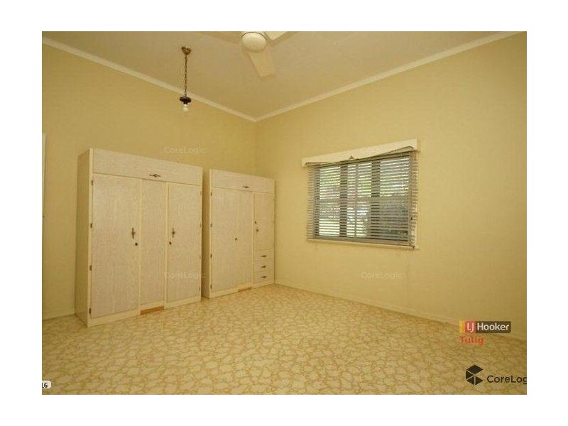 17 Henry Street, Tully QLD 4854