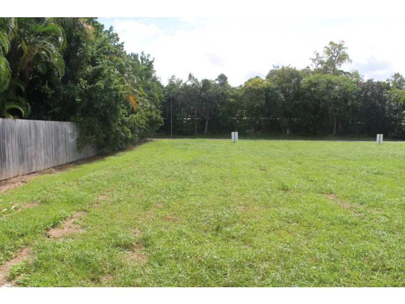 2 Mariner Drive, South Mission Beach QLD 4852