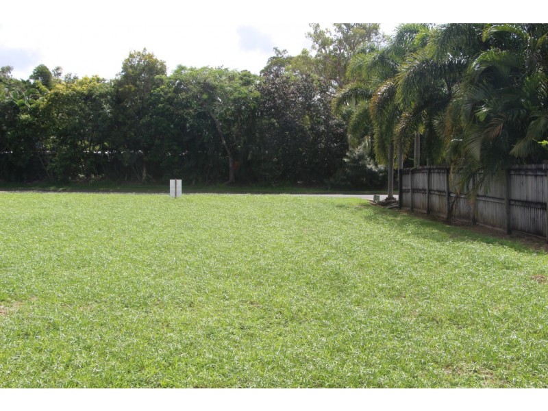 4 Mariner Drive, South Mission Beach QLD 4852