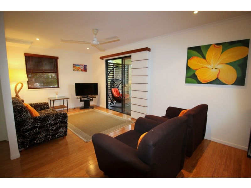 7 Dalgleish Street, Kurrimine Beach QLD 4871