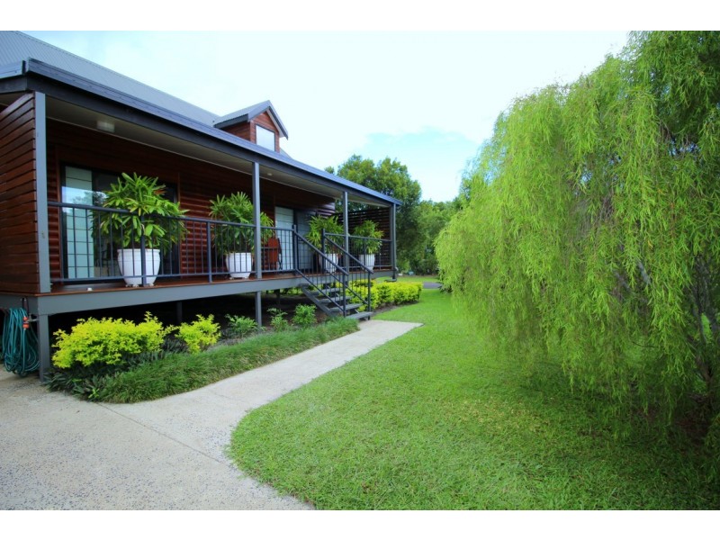 7 Dalgleish Street, Kurrimine Beach QLD 4871