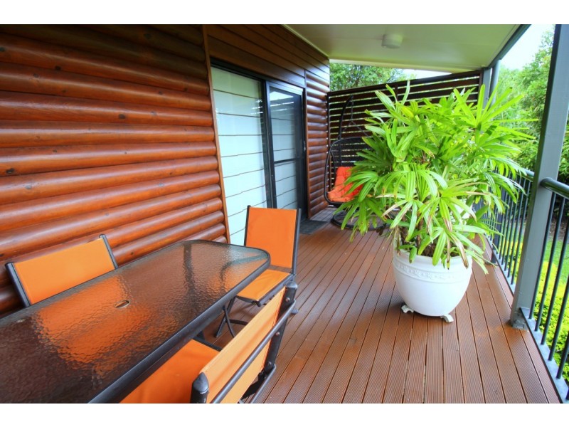 7 Dalgleish Street, Kurrimine Beach QLD 4871