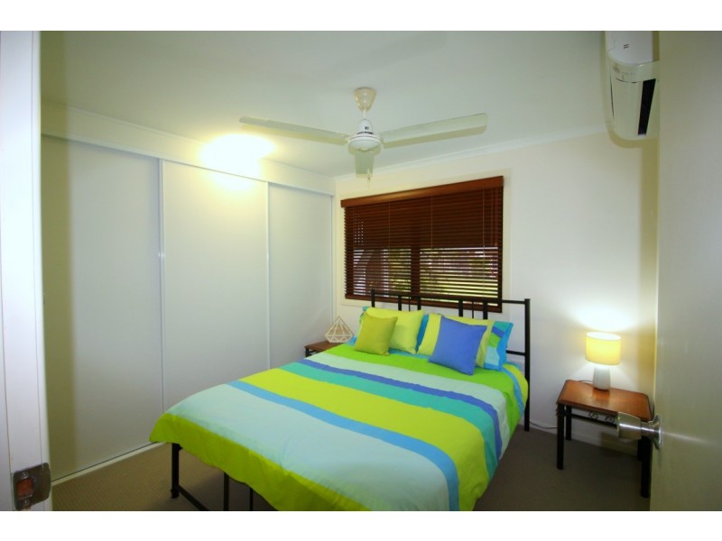 7 Dalgleish Street, Kurrimine Beach QLD 4871