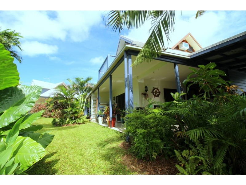 1/18 Giufre Crescent, Wongaling Beach QLD 4852