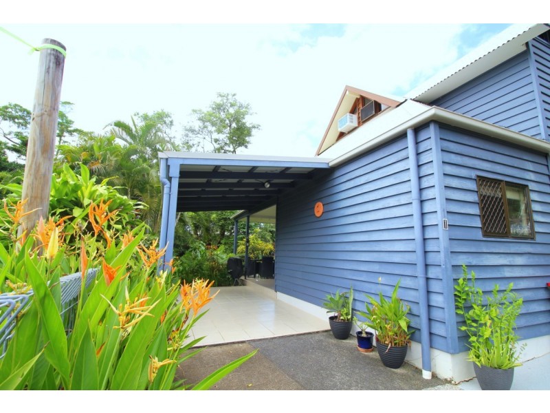 1/18 Giufre Crescent, Wongaling Beach QLD 4852