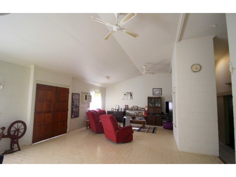 25 Porter Promenade, Mission Beach QLD 4852