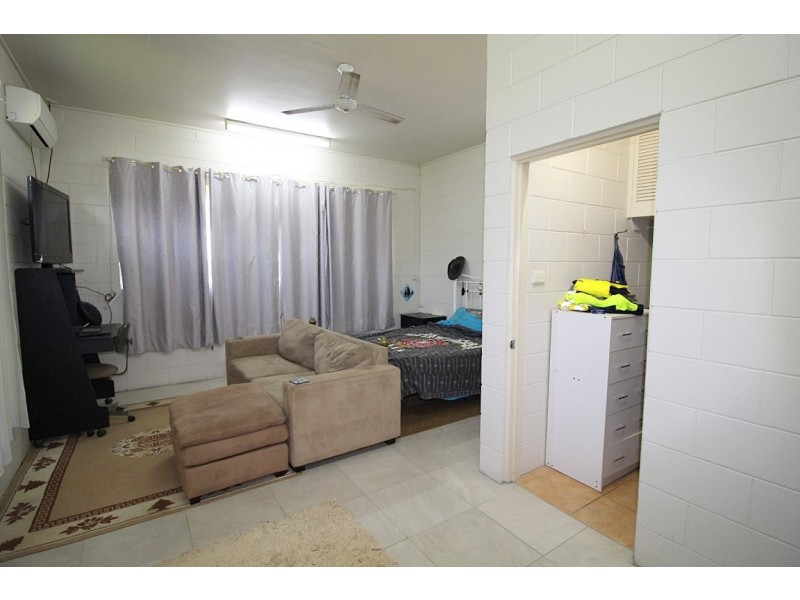 25 Porter Promenade, Mission Beach QLD 4852