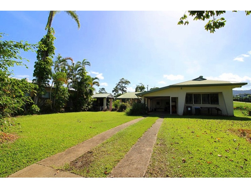 25 Porter Promenade, Mission Beach QLD 4852