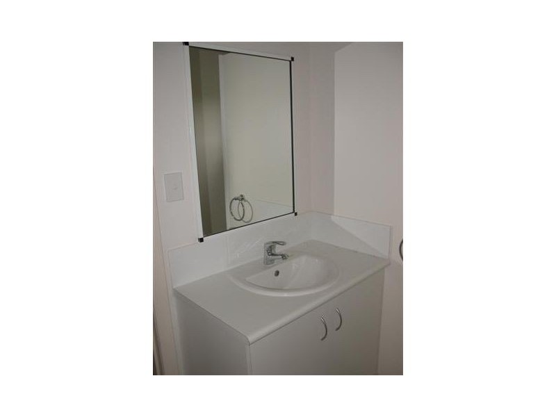 1/117 Taylor Street, Tully Heads QLD 4854