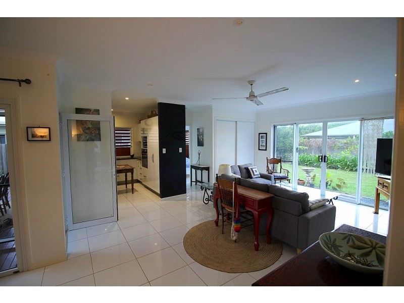 20 Shelly Court, Mission Beach QLD 4852