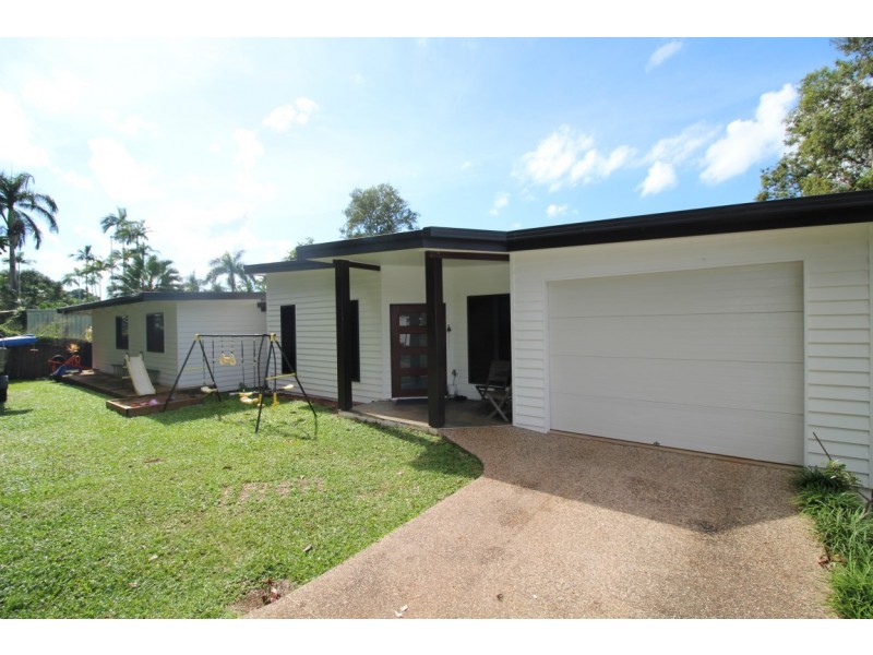 11 Endeavour Avenue, Mission Beach QLD 4852