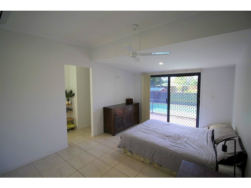11 Endeavour Avenue, Mission Beach QLD 4852