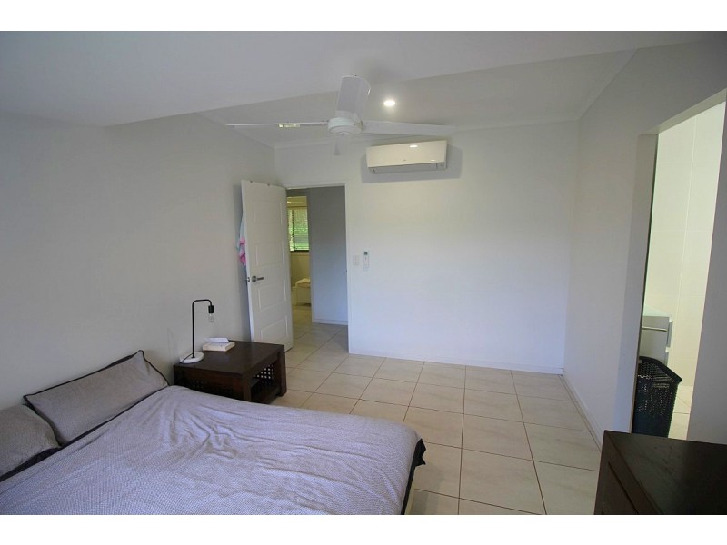 11 Endeavour Avenue, Mission Beach QLD 4852