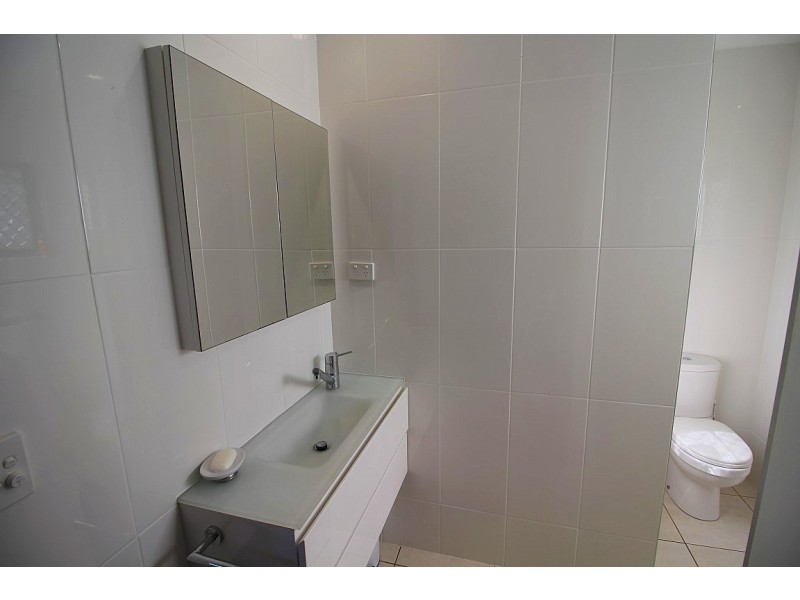 11 Endeavour Avenue, Mission Beach QLD 4852