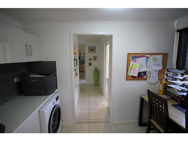 11 Endeavour Avenue, Mission Beach QLD 4852