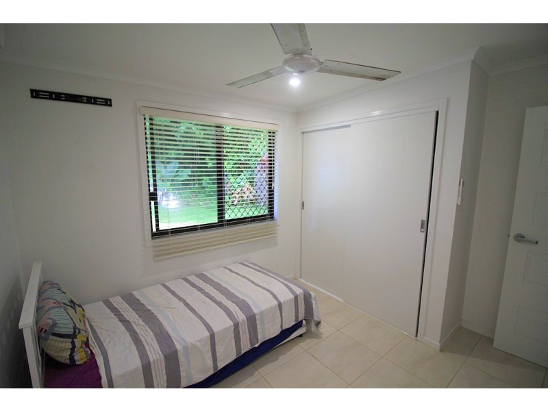 11 Endeavour Avenue, Mission Beach QLD 4852