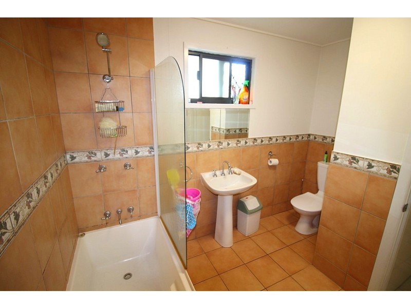 11 Endeavour Avenue, Mission Beach QLD 4852