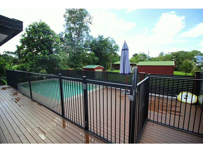 11 Endeavour Avenue, Mission Beach QLD 4852