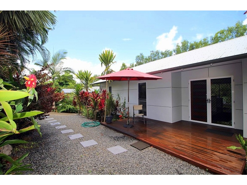 10 Dunkalli Crescent, Wongaling Beach QLD 4852