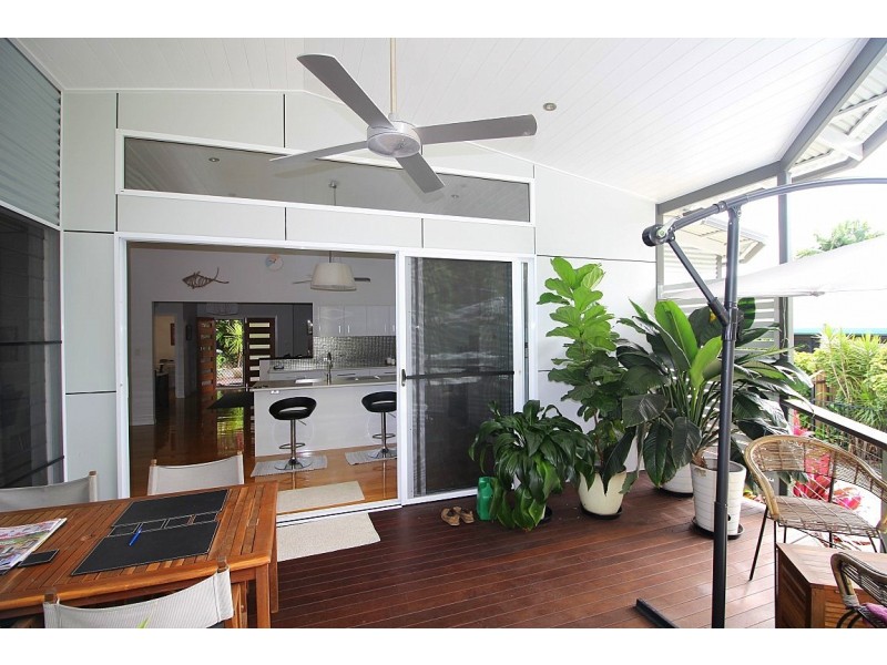 10 Dunkalli Crescent, Wongaling Beach QLD 4852