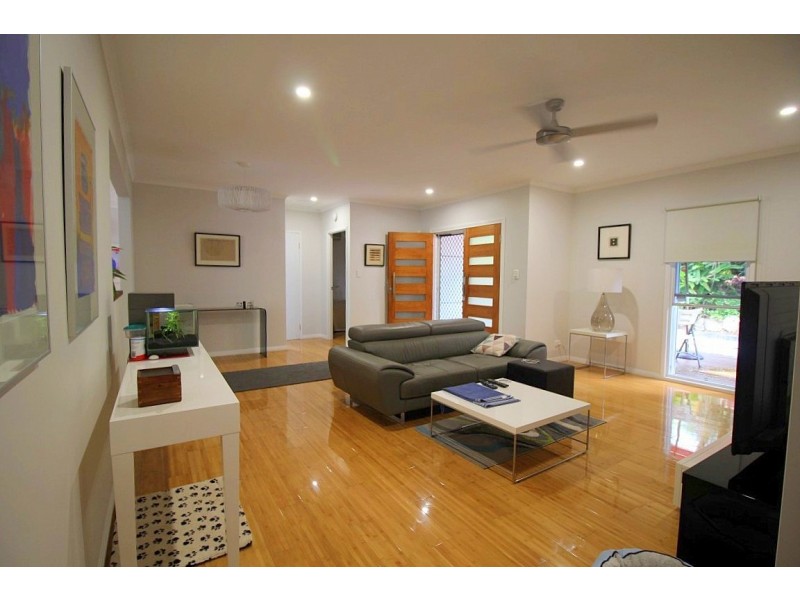 10 Dunkalli Crescent, Wongaling Beach QLD 4852