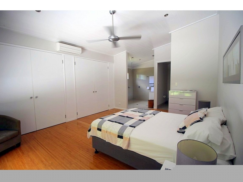 10 Dunkalli Crescent, Wongaling Beach QLD 4852