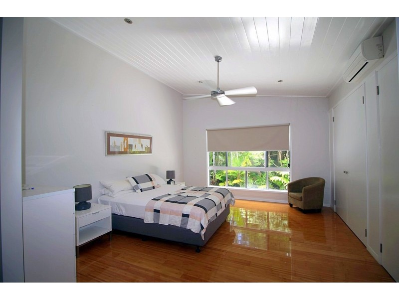 10 Dunkalli Crescent, Wongaling Beach QLD 4852