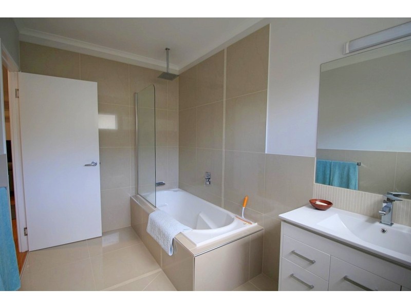 10 Dunkalli Crescent, Wongaling Beach QLD 4852