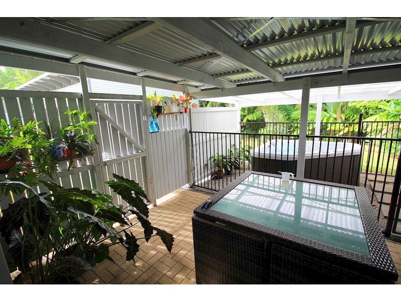 10 Dunkalli Crescent, Wongaling Beach QLD 4852