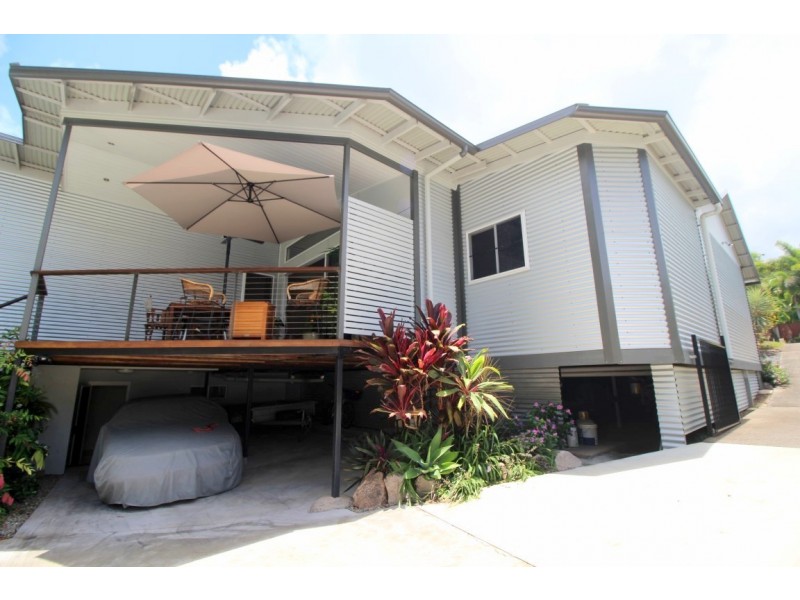 10 Dunkalli Crescent, Wongaling Beach QLD 4852