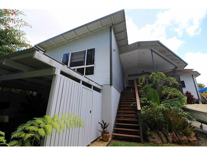 10 Dunkalli Crescent, Wongaling Beach QLD 4852