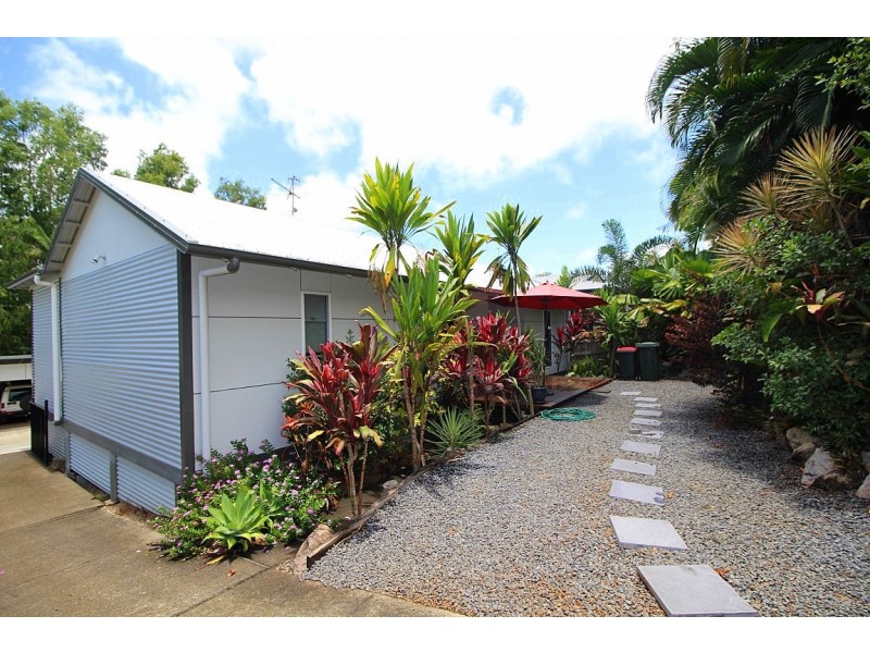 10 Dunkalli Crescent, Wongaling Beach QLD 4852