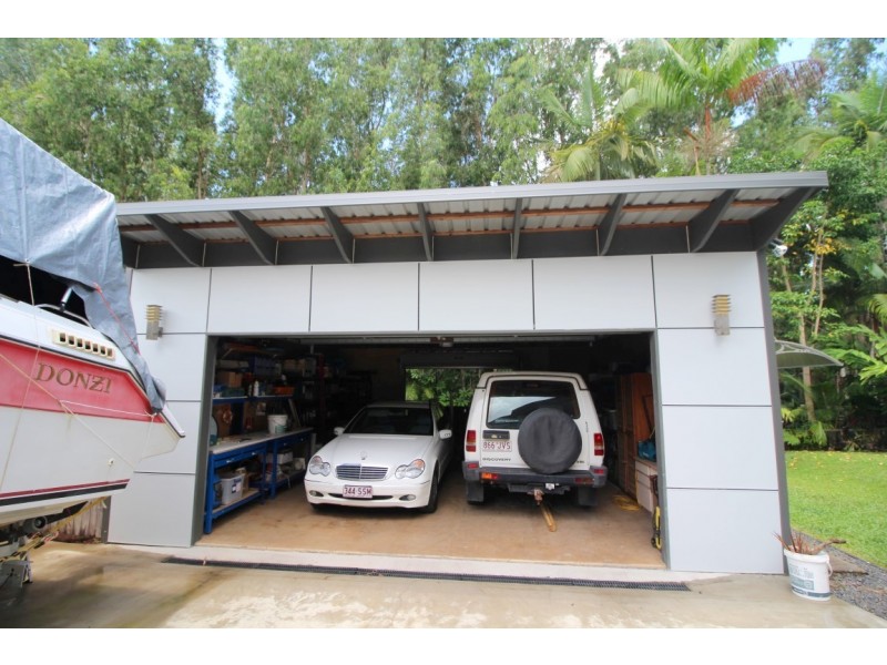 10 Dunkalli Crescent, Wongaling Beach QLD 4852