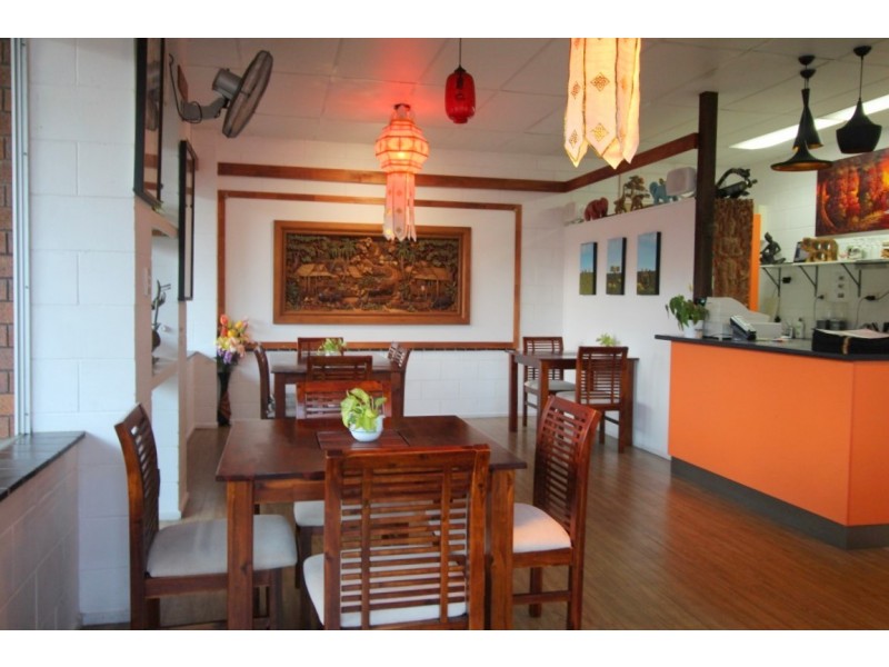 5 & 6/32 Porter Promenade, Mission Beach QLD 4852