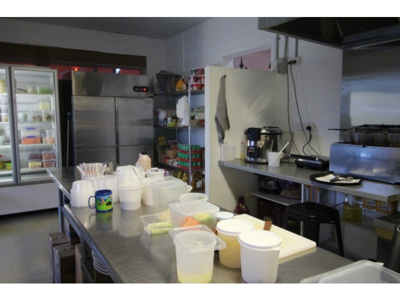 5 & 6/32 Porter Promenade, Mission Beach QLD 4852