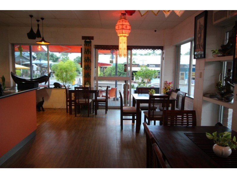 5 & 6/32 Porter Promenade, Mission Beach QLD 4852