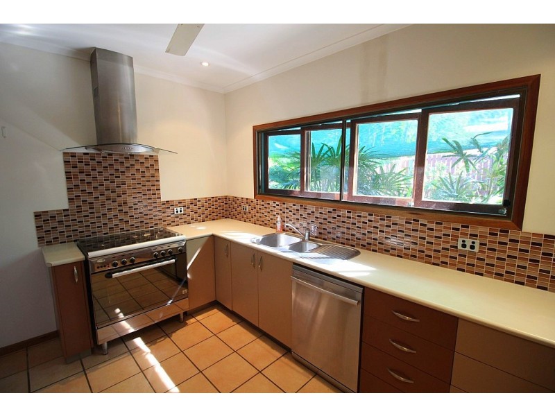 3 Giufre Crescent, Wongaling Beach QLD 4852