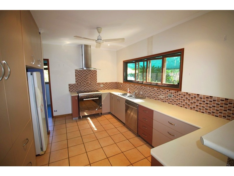 3 Giufre Crescent, Wongaling Beach QLD 4852