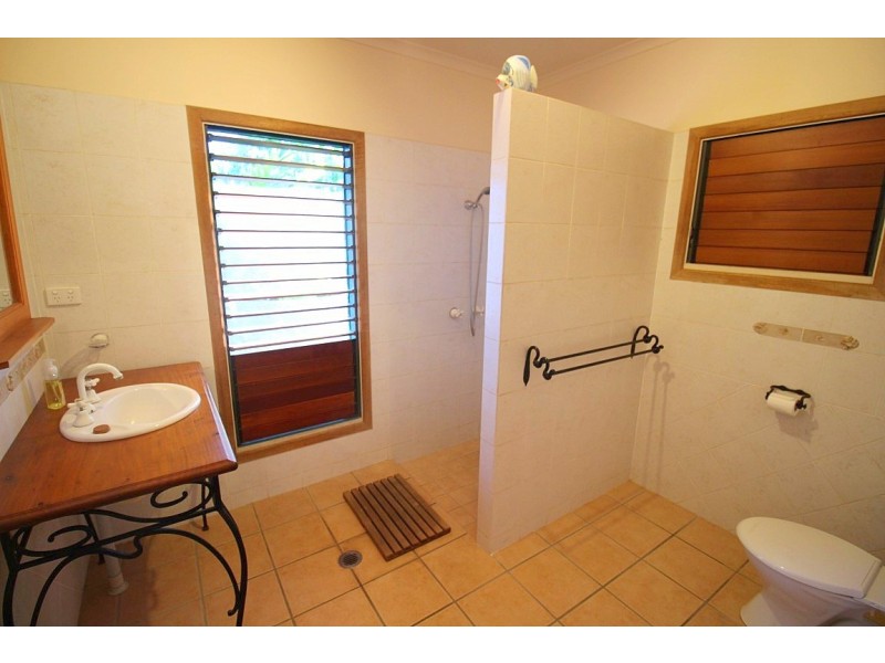 3 Giufre Crescent, Wongaling Beach QLD 4852