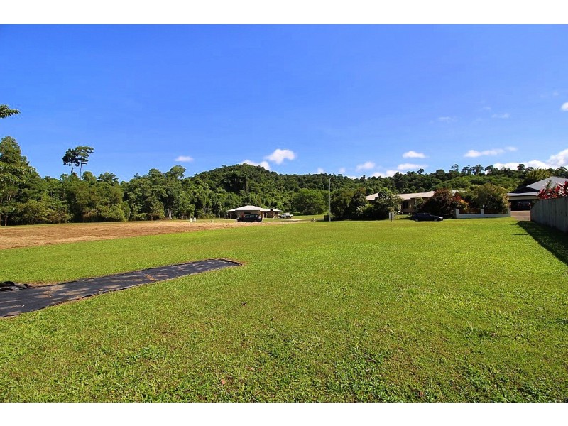 11 Oceanview Drive, Wongaling Beach QLD 4852