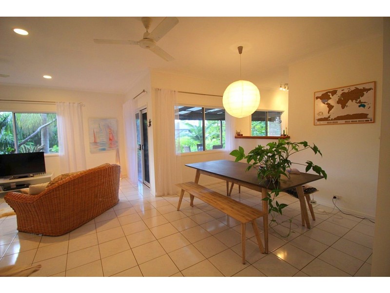 30 Cutten  Street, Bingil Bay QLD 4852