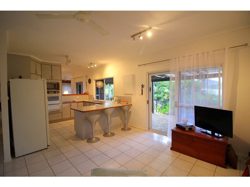 30 Cutten  Street, Bingil Bay QLD 4852
