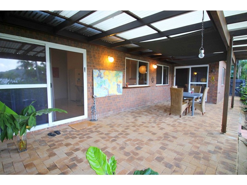 30 Cutten  Street, Bingil Bay QLD 4852