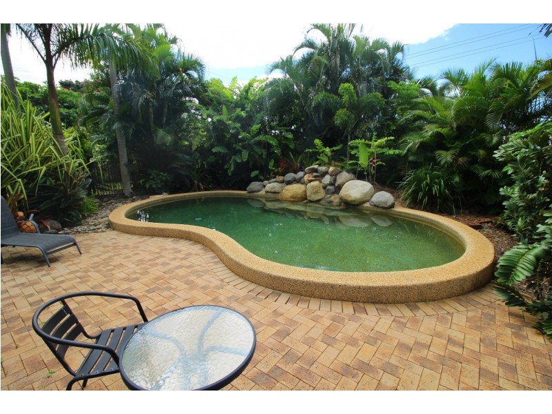 30 Cutten  Street, Bingil Bay QLD 4852