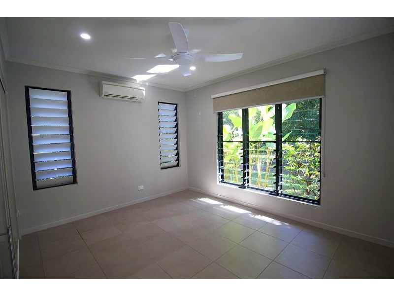 2/34 Mariner Drive, South Mission Beach QLD 4852