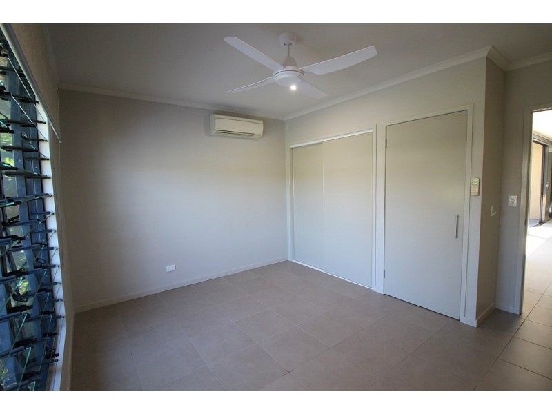 2/34 Mariner Drive, South Mission Beach QLD 4852