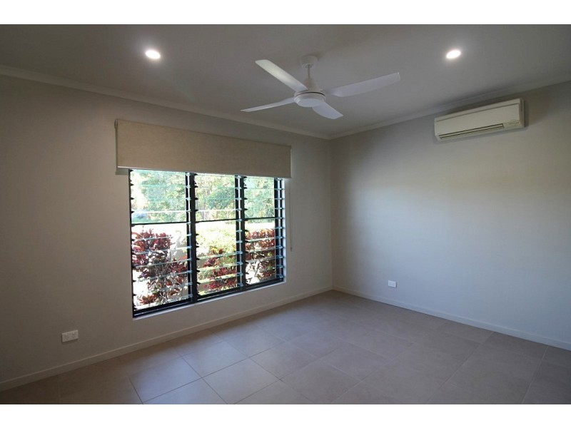 2/34 Mariner Drive, South Mission Beach QLD 4852